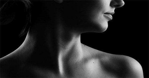 8 Symptoms Of A Thyroid Problem You Never Ignore
