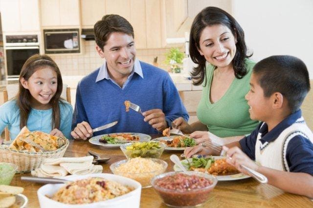 The Benefits of Families That Eat Together