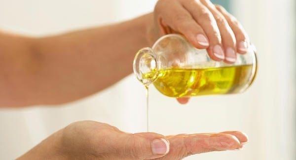 Magnesium Oil Massage for Post-Workout Recovery