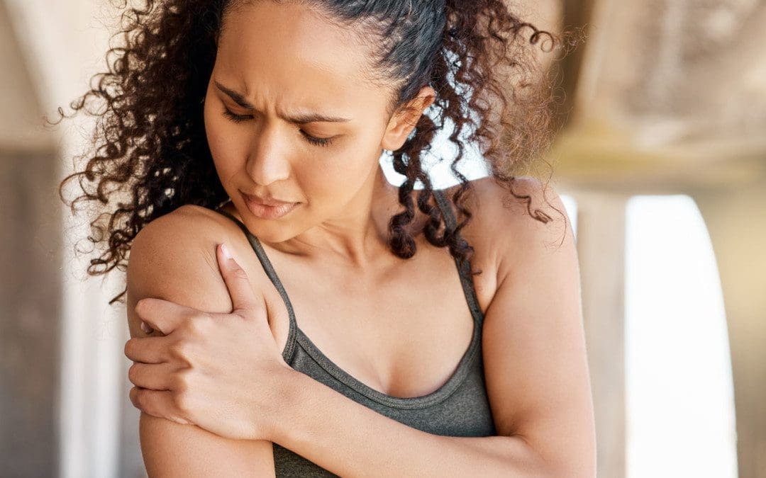 Stiffness and Pain Developing In The Shoulder
