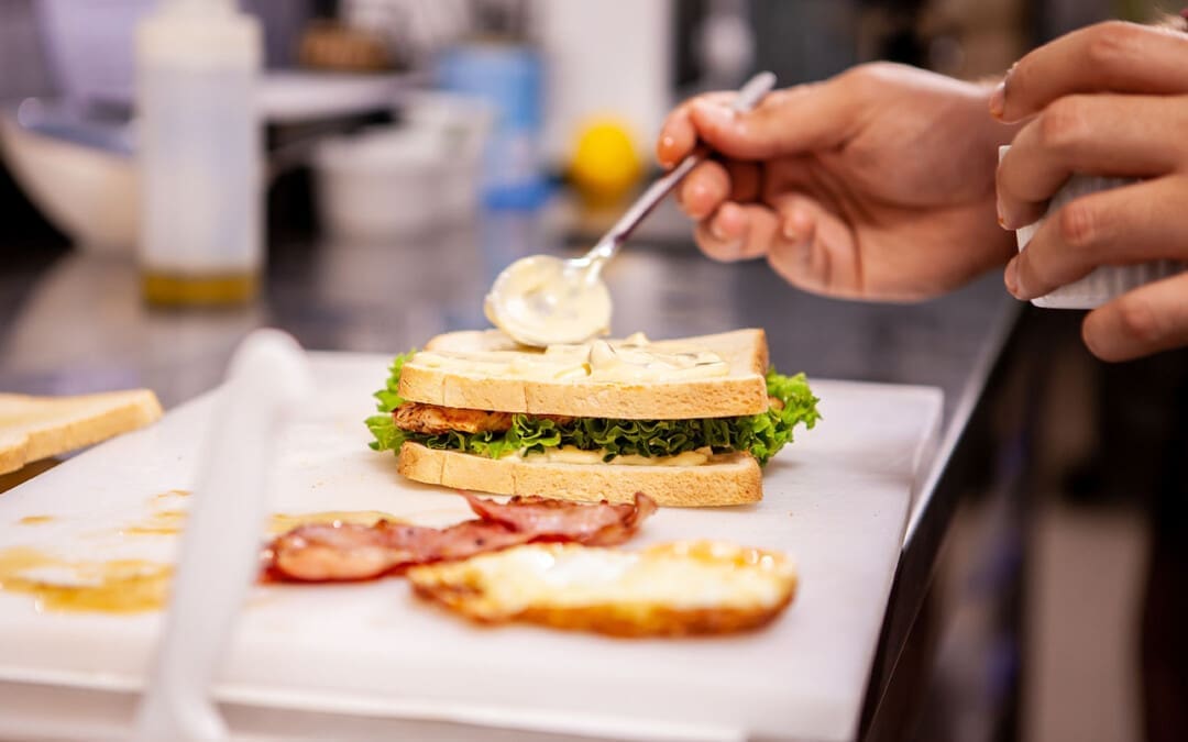 Mayonnaise: Is It Really Unhealthy?