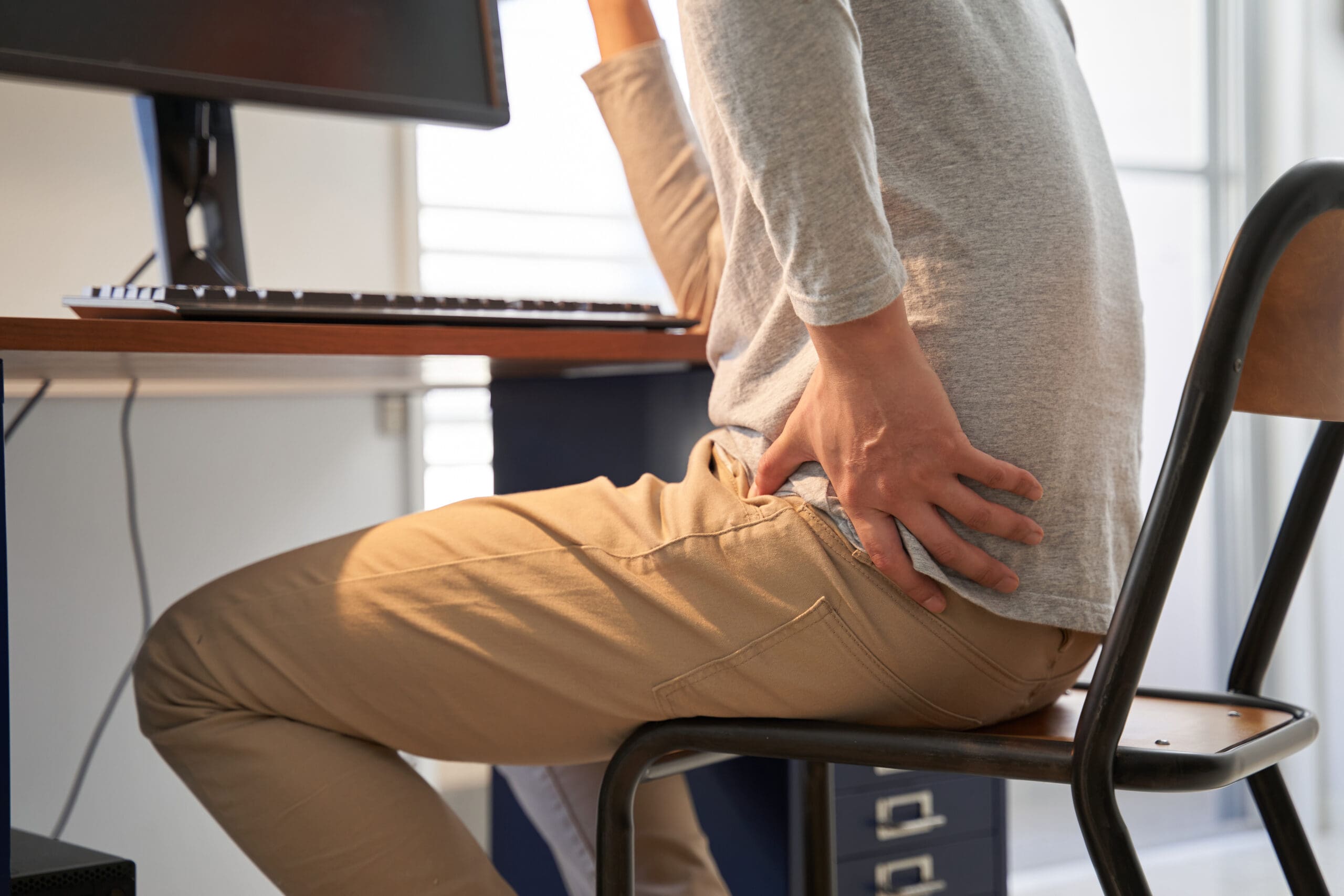 Telemedicine Sciatica Management: Expert Care Online